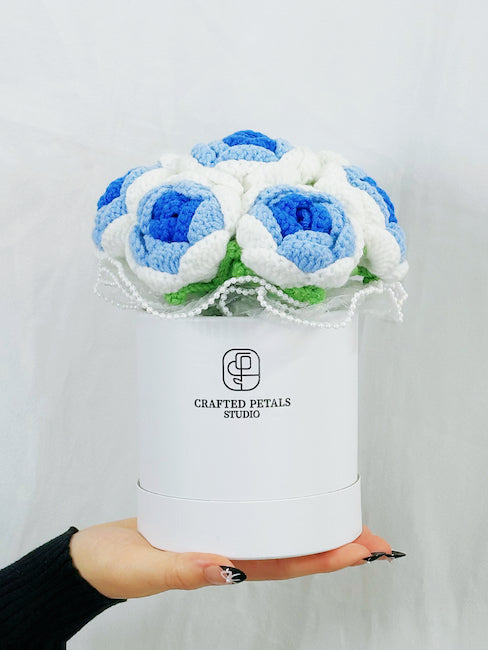 Baby Blue Signature Rose Box