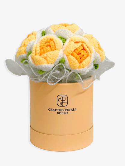 Buttermilk Yellow Signature Rose Box